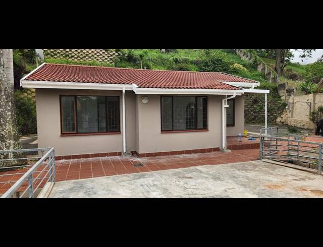 4 BEDROOM HOUSE FOR SALE IN BAKERVILLE GARDENS